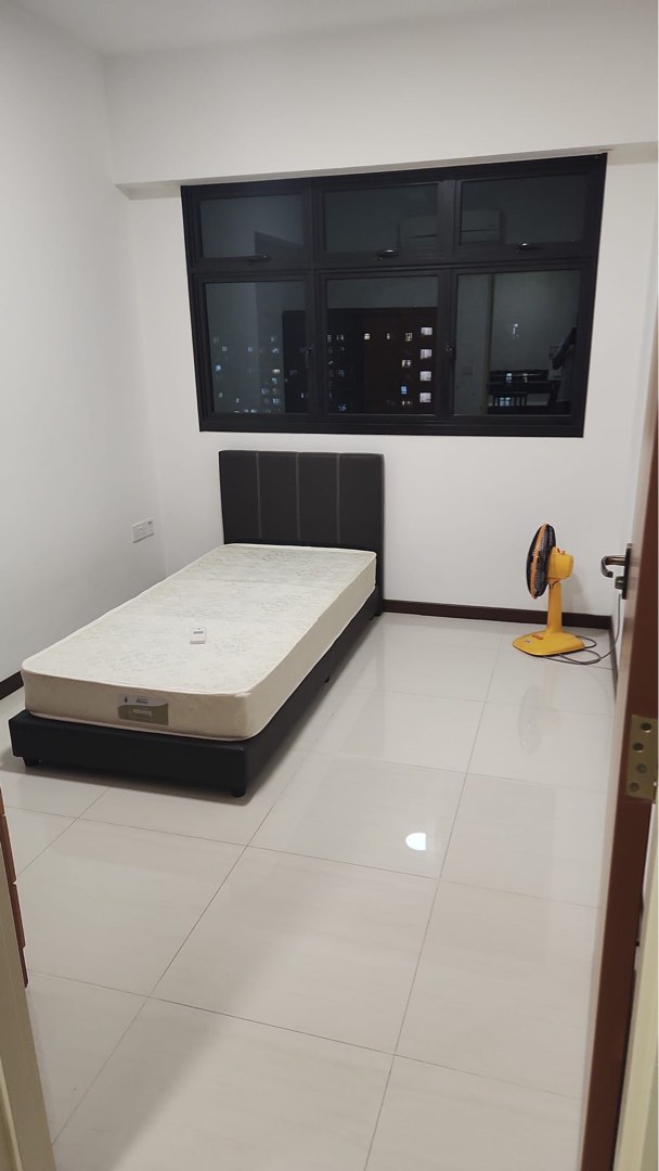 (Category: ) located in . Submitted by maanjuu (Listing ID 1350590226, Image 1). Description: .