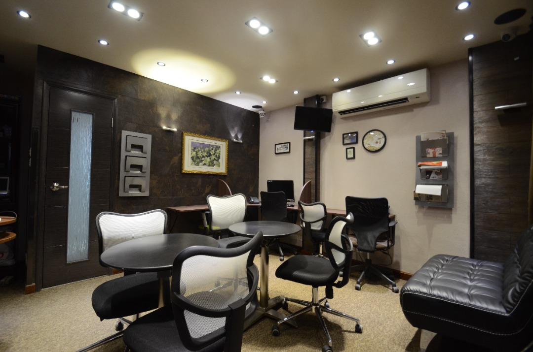 Temporary office/short-term and long-term exhibition space62863163896065112