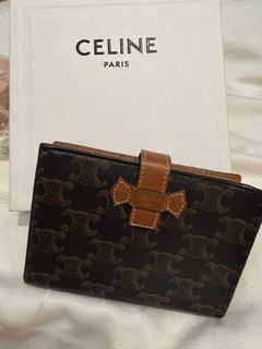 (Category: ) located in . Submitted by pandas_closet (Listing ID 1350696958, Image 1). Description: .