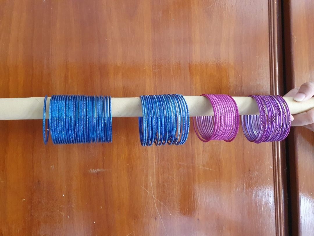 Bangles (Category: Body Jewelry) located in Singapore. Submitted by thirdhama67499 (Listing ID 1350582919, Image 3). Description: Bright and colourful , perfect for any occasion, matches with any dresses of yours , very minimalistic and elegant. ( $5 per set ) .