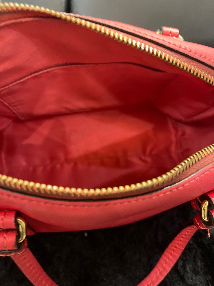 Coach Mini Boston Sling Bag Red (Category: Luxury Bags & Wallets) located in Makati City. Submitted by yumiiichigo (Listing ID 1350644153, Image 3). Description: dm for more info 💕 condition: signs of usage, stains/rubs, see pic.
