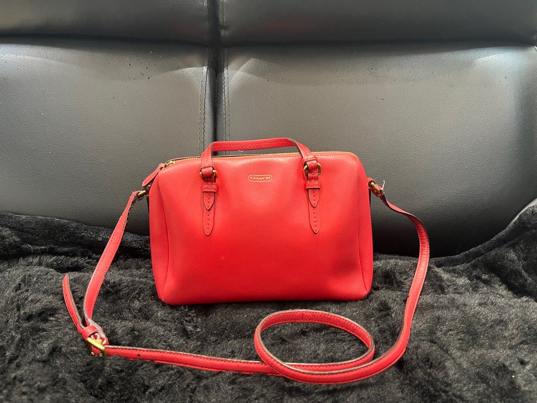 Coach Mini Boston Sling Bag Red (Category: Luxury Bags & Wallets) located in Makati City. Submitted by yumiiichigo (Listing ID 1350644153, Image 1). Description: dm for more info 💕 condition: signs of usage, stains/rubs, see pic.