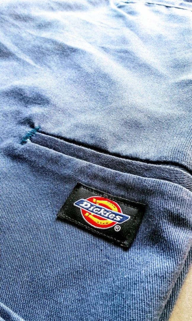 Dickies navy blue double patch (Category: Shorts) located in Cavite. Submitted by noriegayou99586 (Listing ID 1350666629, Image 2). Description: navy blue 💙 Brand new condition no issue 42x32.