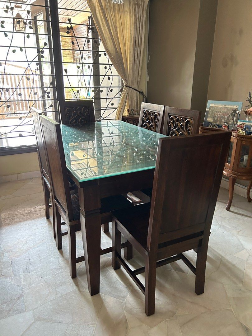 Dining Table (Category: Other Home Furniture) located in Kuala Lumpur. Submitted by fiercegem_0ca72c (Listing ID 1350588222, Image 1). Description: Jati wood. 10/10 conditions. 6 seaters. .