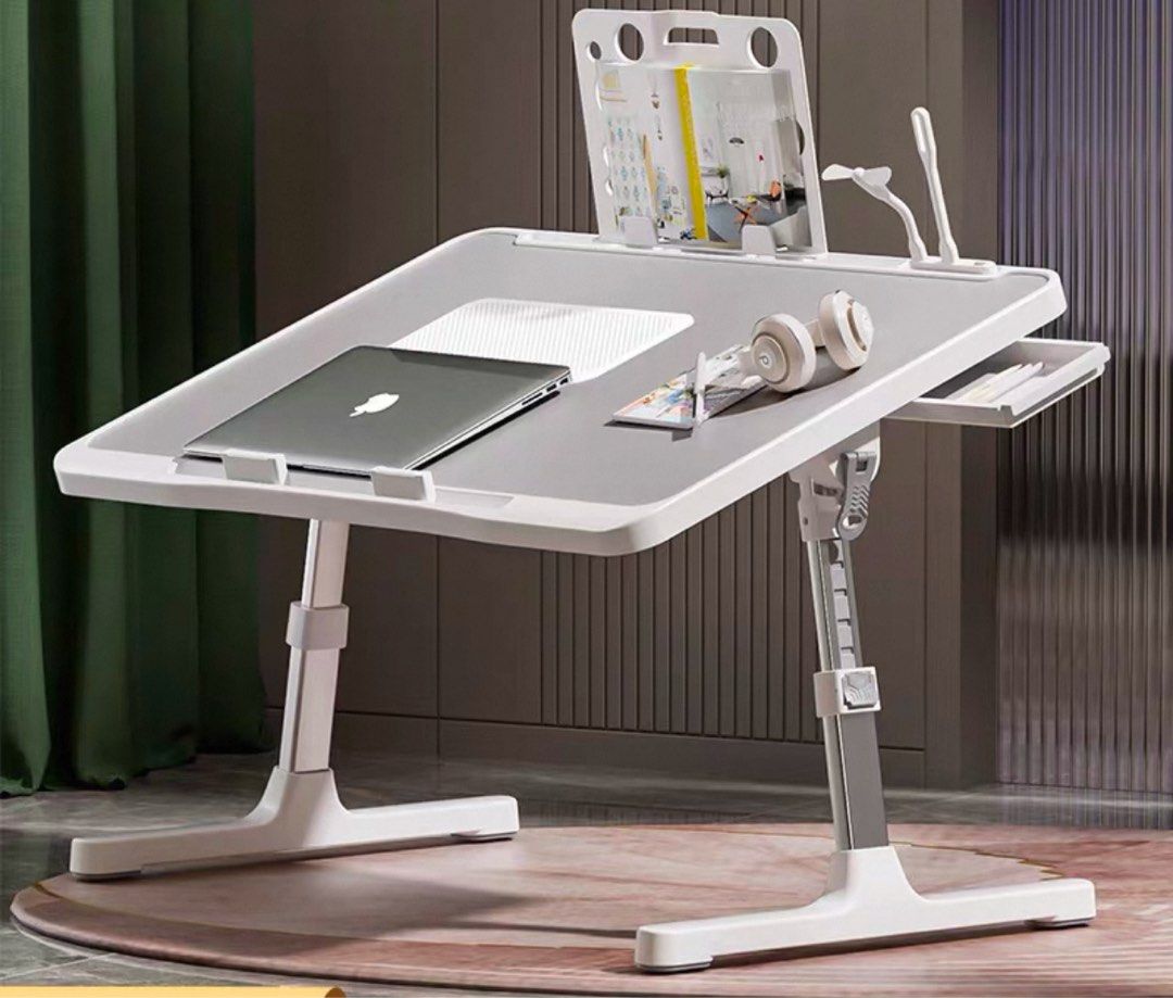 Foldable table (Category: Tables & Sets) located in Singapore. Submitted by teddybearcat (Listing ID 1350553160, Image 2). Description: As shown in photos. Please swipe to last photo for dimensions. Pay now then pick up. Brand new. .