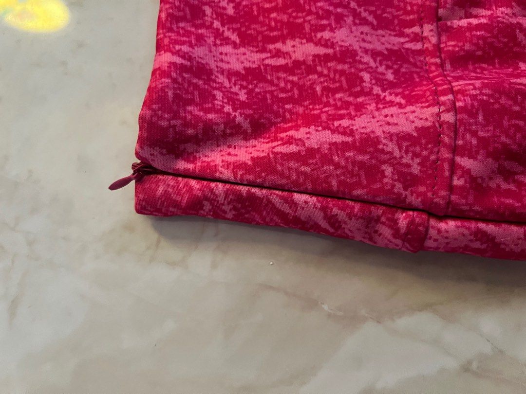 Free Size Hot Pink Skirt (Category: Skirts) located in Las Pinas. Submitted by dttng (Listing ID 1350626794, Image 2). Description: RFS: Just an extra costume never worn just tried on. Can fit XS-M..