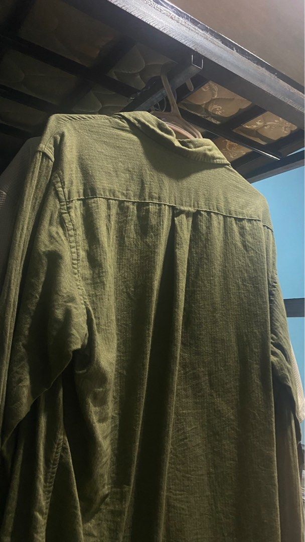 Green Flannel Overshirt (Category: Coats, Jackets and Outerwear) located in San Pablo. Submitted by asteryow (Listing ID 1350588735, Image 3). Description: Price is Negotiable All items are personally owned and well taken care of Color may be affected by lighting RFS: College funds.
