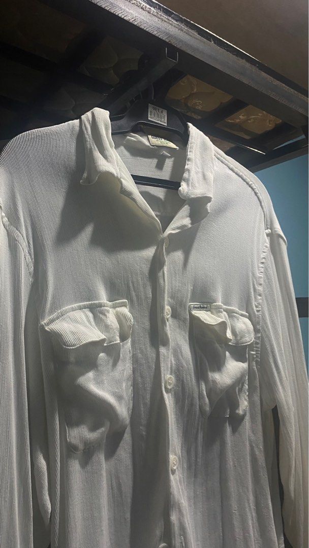 Guess White Corduroy Overshirt (Category: Coats, Jackets and Outerwear) located in San Pablo. Submitted by asteryow (Listing ID 1350588950, Image 1). Description: Price is Negotiable All items are personally owned and well taken care of Color may be affected by lighting Never been used RFS: College funds.
