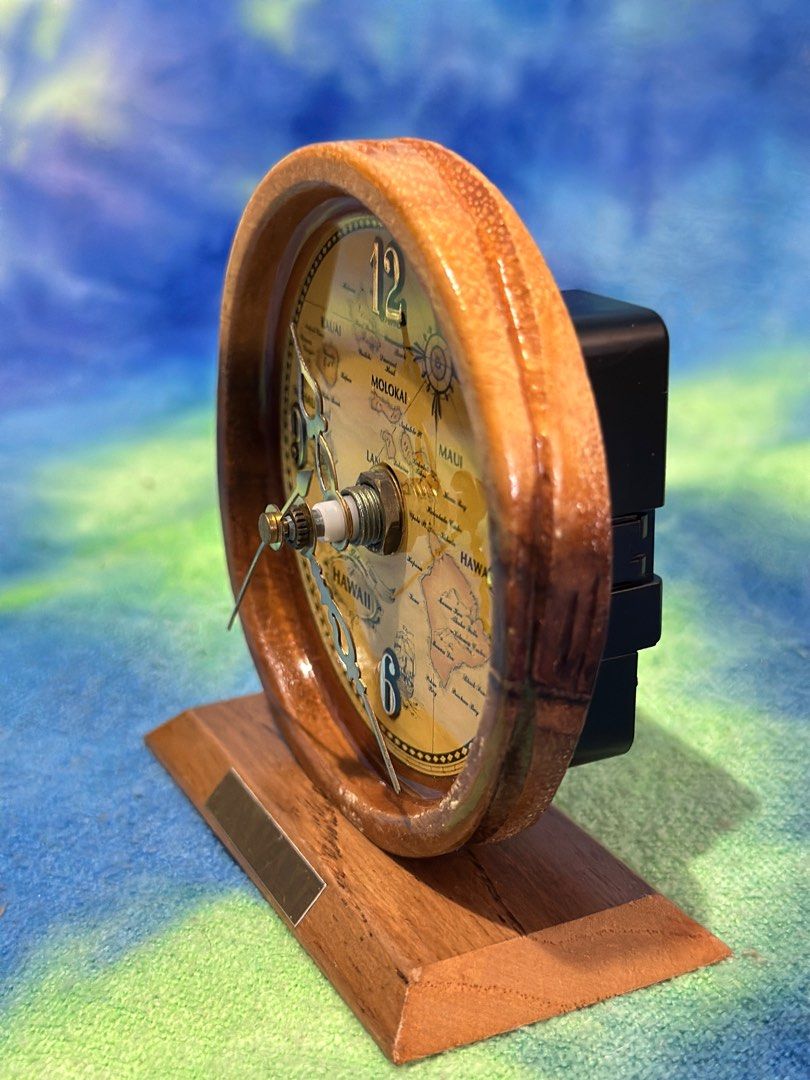 Hawaii Wooden Desktop Mini Clock World Map (Category: Clocks) located in General Santos City (Dadiangas). Submitted by toysville888 (Listing ID 1350614109, Image 3). Description: Collectible Memorabilia Wooden Mini Clock made in Hawaii USA. NO FLAWS. 100% working with orig. clear box. ✅ PLEASE READ FIRST ✅ i do combine shipment to save on shipping cost.. 🕹️ 80 lng po sf from here sa mindanao, (kung may ISSUE kayo sa shipping fee,hanap po ibang s