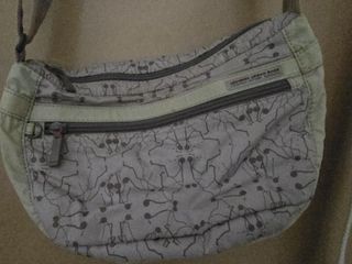 (Category: ) located in . Submitted by pokomama (Listing ID 1350615841, Image 1). Description: .
