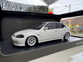 (Category: ) located in . Submitted by ssly_fornineauto (Listing ID 1350576805, Image 1). Description: .