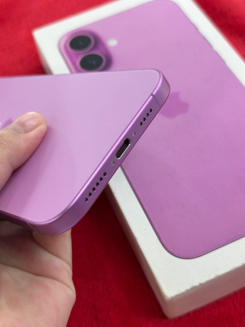 iphone 16plus 128gb factory unlock (Category: iPhone 16 Series) located in San Juan City. Submitted by jalailahmamosaca (Listing ID 1350587763, Image 2). Description: iphone 16plus 128gb factory unlock 100 bh 74cycle counth no issue no dents 2months old same imei box inclusion case tempered underwarranty until december 2025.