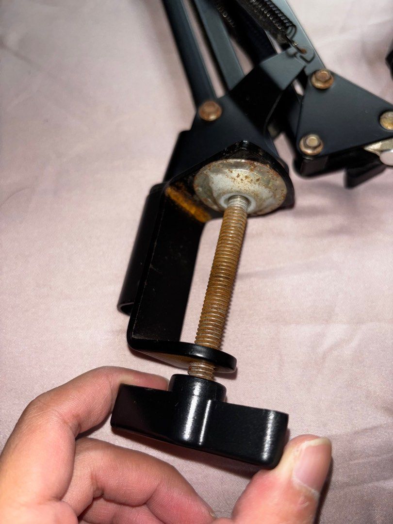 Microphone Table Mount448268384506357762