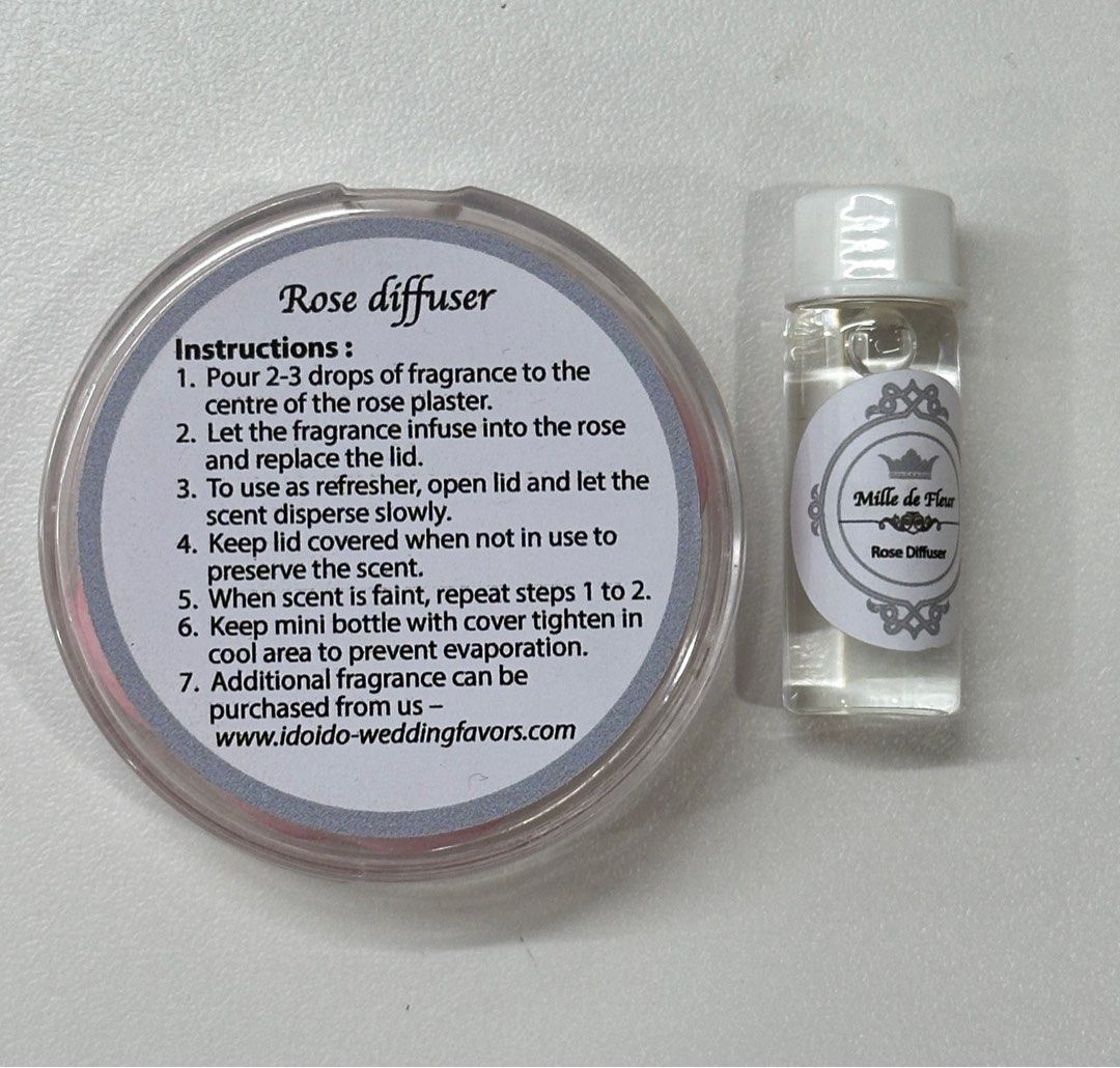 Mini Rose Diffuser (Category: Home Fragrance) located in Singapore. Submitted by justchel (Listing ID 1350640390, Image 2). Description: Got it as a gift but never got around to using it..