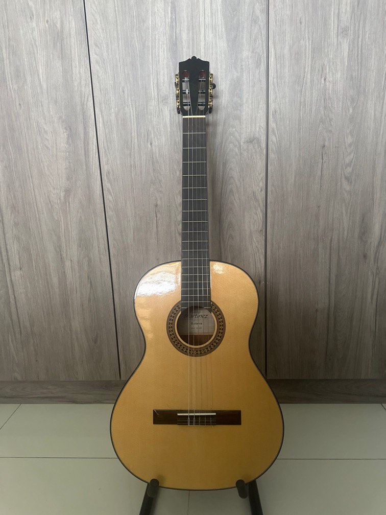Minyard Martinez MC 20s Classical Guitar