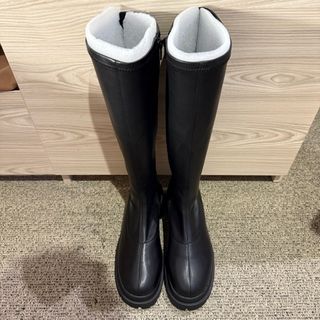 （分類：）位於 。 由 ownedby 提交（商品編號 1350677944，圖片 1）。簡介： 。