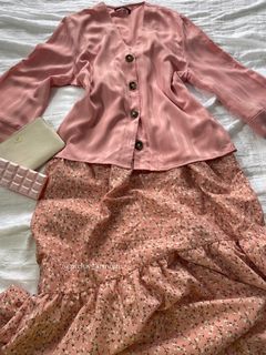 (Category: ) located in . Submitted by preluv_armoire (Listing ID 1350621280, Image 1). Description: .