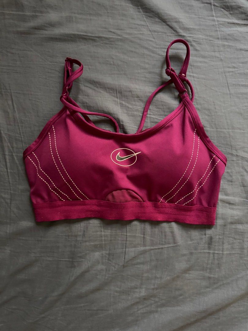 Nike Indy sports bra (Category: Activewear) located in Manila. Submitted by dodebelen (Listing ID 1350648039, Image 3). Description: Nike Indy Sports Bra Used once Size M.