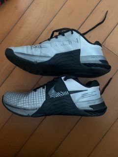 （分類：）位於 。 由 ada2330 提交（商品編號 1350622589，圖片 1）。簡介： 。