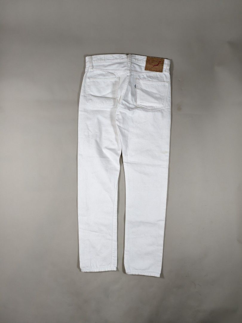 Orslow Lot 107 Ecru Denim Pants (Category: Jeans) located in Roxas City. Submitted by fadesandpatinas (Listing ID 1350648588, Image 2). Description: Orslow Lot 107 Ecru Denim Pants Tagged 2 Best fits 30" Measurements: Waist - 15" Rise - 10" Thighs - 10" Inseam - 28" Length - 38" Hem - 6.2" Inspired by a pair of vintage 505’s, the Ivy Denim has a nice mid-rise with a steady taper throughout to give you a clean looking slim fit reminiscent of the j