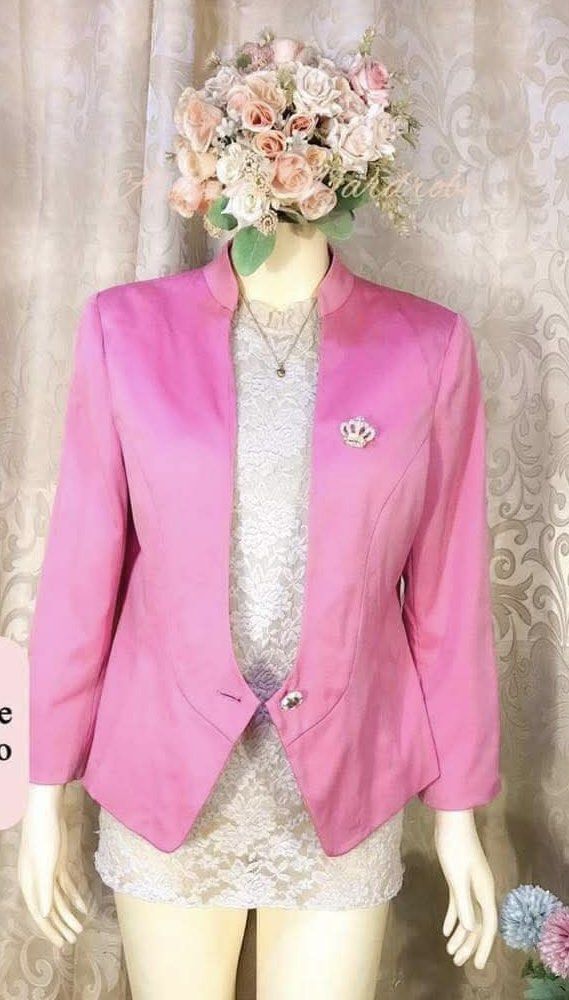 Pink Corporate Blazer (w/ shoulder pads) (Category: Coats, Jackets and Outerwear) located in Pasig City. Submitted by espnyl07 (Listing ID 1350593463, Image 1). Description: Pink Corporate Blazer ✔️can be used as casual or corporate formal attire ✔️fits to small-semi-large ✔️with shoulder pads Meetup or Delivery from: 📍SM Megamall 📍Bulacan .