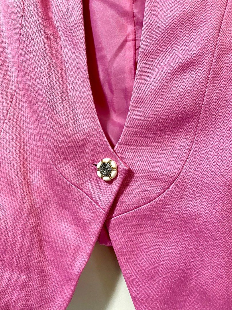 Pink Corporate Blazer (w/ shoulder pads) (Category: Coats, Jackets and Outerwear) located in Pasig City. Submitted by espnyl07 (Listing ID 1350593463, Image 2). Description: Pink Corporate Blazer ✔️can be used as casual or corporate formal attire ✔️fits to small-semi-large ✔️with shoulder pads Meetup or Delivery from: 📍SM Megamall 📍Bulacan .