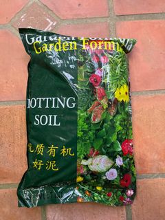 (Category: ) located in . Submitted by TableTopGarden (Listing ID 1350711101, Image 1). Description: .