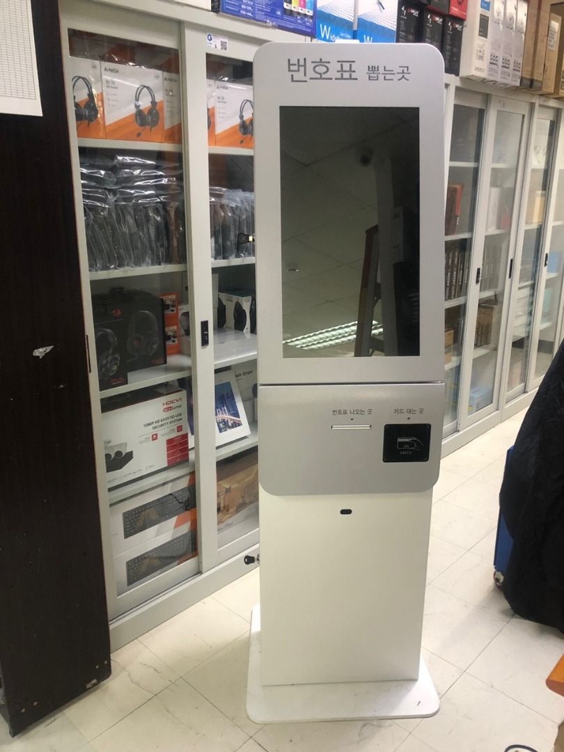 Promo sale kiosk machine (Category: Office & Business Technology) located in Quezon City. Submitted by michelleinnogen (Listing ID 1350628357, Image 2). Description: Kiosk Machine for Sale Specification: Processor: Intel Core i5 3400U Memory: 8GB DDR3 RAM Storage: 240GB SSD OS: Windows 10 Enterprise Screen: 27" Touch Screen LED Size: 173H x 46W x 28D cm Card Sensor Kiosk Thermal Printer 2 LAN Port .