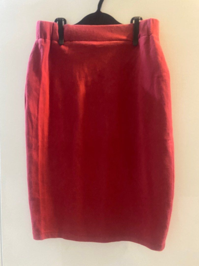 Red bandage skirt (Category: Skirts) located in Manila. Submitted by jcarlaaa (Listing ID 1350680367, Image 1). Description: Used bandage skirt. Small size but had adjustments on the waist because small size was big for me.
