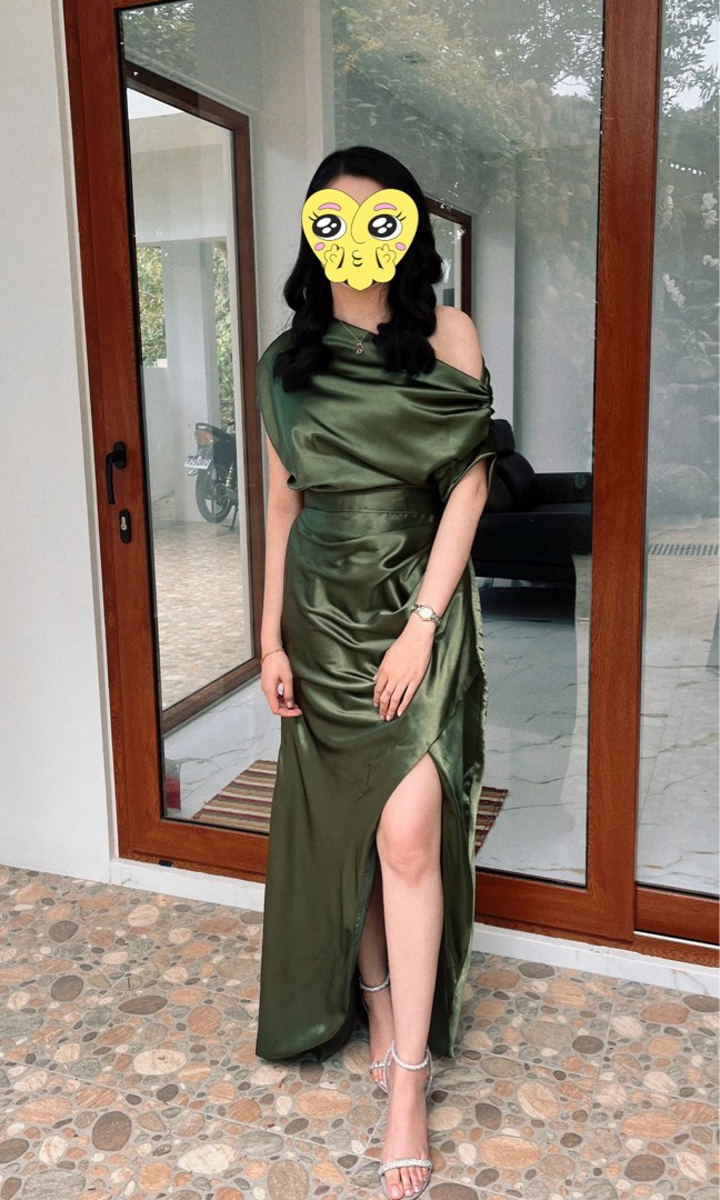 Square Neck Satin Gown with Ruched Waist Olive Green main image 1