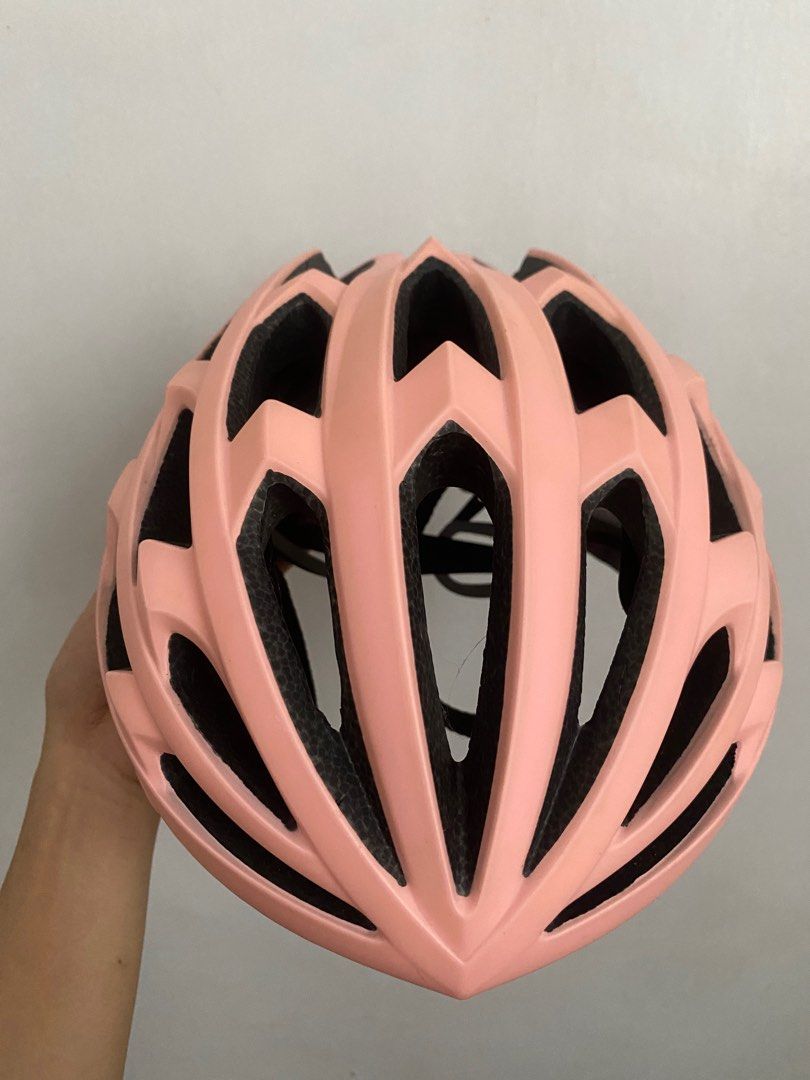 SPYDER Cadence Cycling Helmet (Category: Bicycles) located in Pasig City. Submitted by crybbeee (Listing ID 1294633157, Image 2). Description: Spyder Cadence Helmet for Cycling Matte Pink Size: Medium (54-58cm) Ideal for Cycling, Skateboard and Rollerskate RFS: Switched to outdoor running .