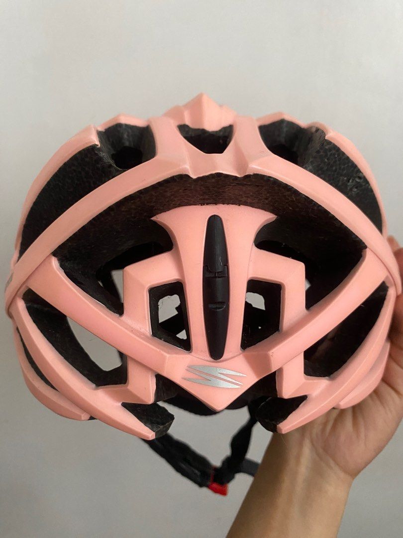 SPYDER Cadence Cycling Helmet (Category: Bicycles) located in Pasig City. Submitted by crybbeee (Listing ID 1294633157, Image 3). Description: Spyder Cadence Helmet for Cycling Matte Pink Size: Medium (54-58cm) Ideal for Cycling, Skateboard and Rollerskate RFS: Switched to outdoor running .