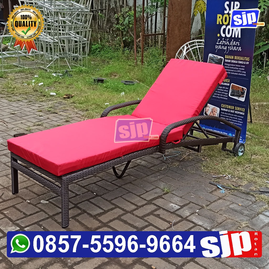 Sun lounger rotan sintetis, sunbed pool, kursi kolam renang, Desain ...
