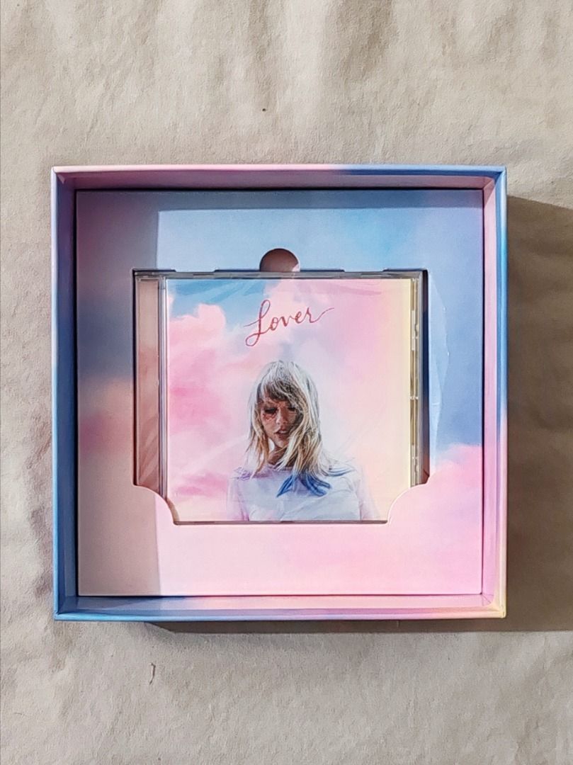 TAYLOR SWIFT LOVER LIMITED EDITION BOX SET (LOVER DELUXE EDITION IN ...