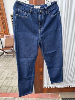 (Kategori: ) berada di . Dikirim oleh 29.goodthrift (ID iklan 1350640664, Gambar 1). Deskripsi: .