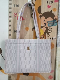 (Kategori: ) berada di . Dikirim oleh dorasstuff (ID iklan 1350661981, Gambar 1). Deskripsi: .