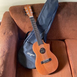Wagas Guitalele ( Guitar + Ukelele )