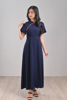 (Category: ) located in . Submitted by leinarepurposecloset (Listing ID 1352331127, Image 1). Description: .
