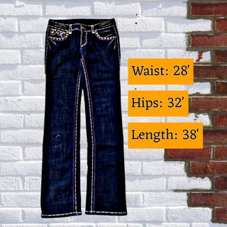 (Category: ) located in . Submitted by prelovedbynoormohd (Listing ID 1352189444, Image 1). Description: .