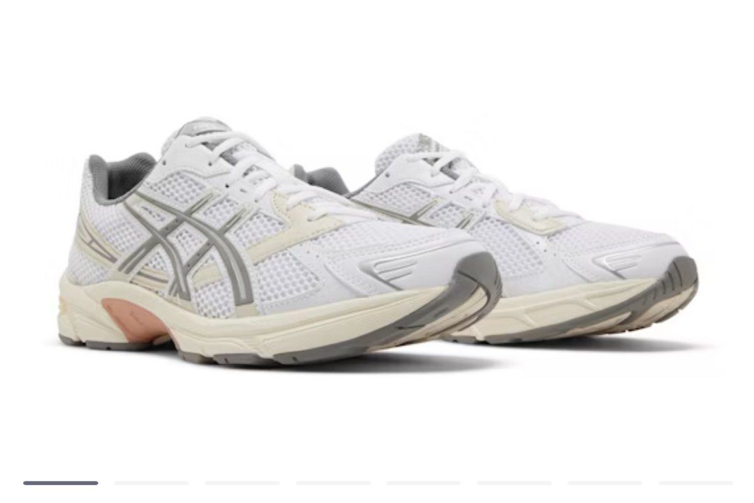 Asics Gel 1130 White Clay Grey (Category: Sneakers) located in Singapore. Submitted by popsiclestick (Listing ID 1352333277, Image 2). Description: brand new with novelship authenticity tag, bought on novelship for $180, never used before, come with official reciept of authenticity .