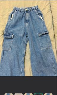 (Category: ) located in . Submitted by dior21 (Listing ID 1352279937, Image 1). Description: .