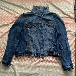 (Category: ) located in . Submitted by TheRetailAddict (Listing ID 1352177764, Image 1). Description: .