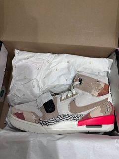 (Category: ) located in . Submitted by snkr00 (Listing ID 1352255863, Image 1). Description: .
