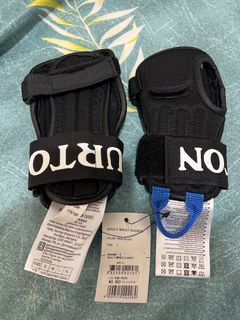 （分類：）位於 。 由 duckyleung 提交（商品編號 1352166756，圖片 1）。簡介： 。