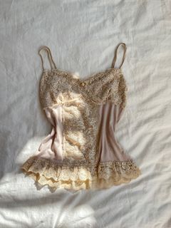 (Category: ) located in . Submitted by clairousells (Listing ID 1352310799, Image 1). Description: .