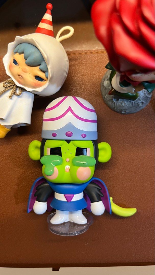 Crybaby x PPG Mojo Jojo (Category: Designer & Blind Box Toys) located in Cabuyao City. Submitted by vladimyrkyle (Listing ID 1352331951, Image 1). Description: WTS Mojo Jojo [with card, box and foil] Issue: Has a paint chip on the right tear but still in good quality. Can provide more pictures thru dm .