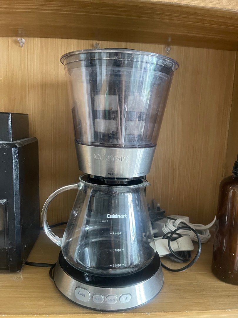 Cusinart Cold Brew Maker (Category: Coffee Machines & Makers) located in Muntinlupa City. Submitted by prebynik (Listing ID 1352157209, Image 2). Description: Purchased in Rustans in 2022 but we dont get to use this much! Still comes with its original box and complete parts .
