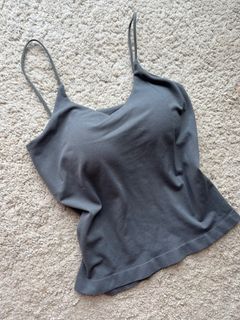 (Category: ) located in . Submitted by lilliess.closet (Listing ID 1352220913, Image 1). Description: .