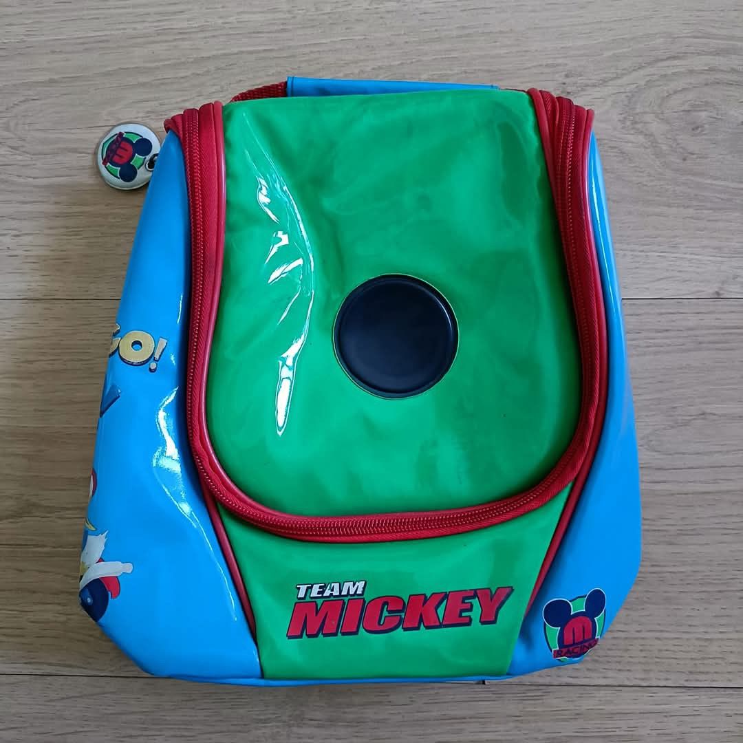 DISNEY Mickey Mouse Thermal Bag (Category: Diaper Bags & Wetbags) located in Bauang. Submitted by glenefinds (Listing ID 1352191053, Image 2). Description: ‼️FREE for miners w/ min. spend of 500 pesos.
