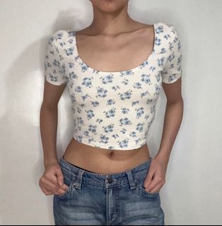 (Category: ) located in . Submitted by jiaxpreloved (Listing ID 1352210456, Image 1). Description: .